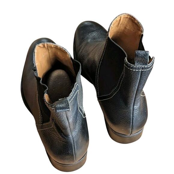 Antonio Melani Chelsea Boots Womens 6 Black Pebbled Italian Leather Ankle Bootie - Picture 11 of 14